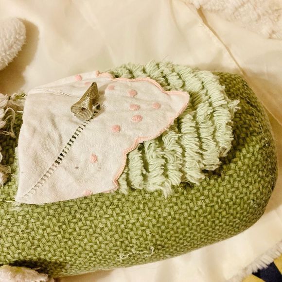 Easter Banny Doll - Picture 4 of 5